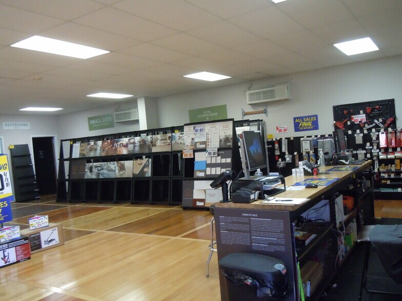 More Photos Of 1805 Tin Valley Cir, Birmingham Warehouse For Lease