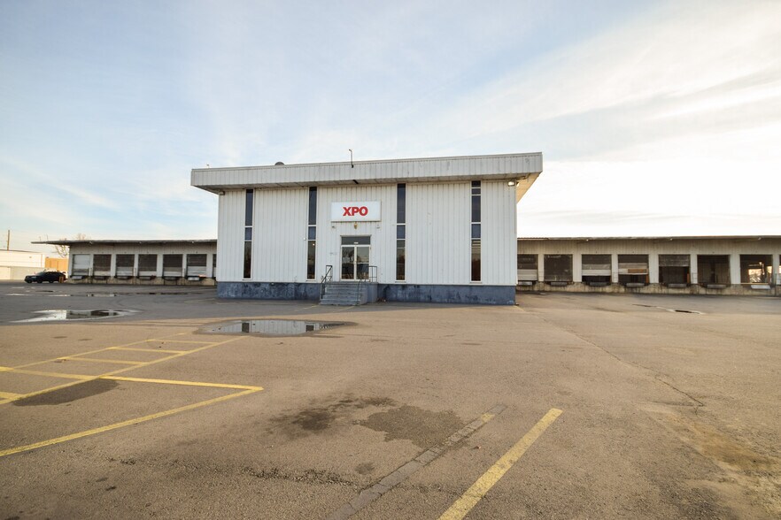 More Photos Of 6101 Lindsey Rd, Little Rock Distribution For Sale