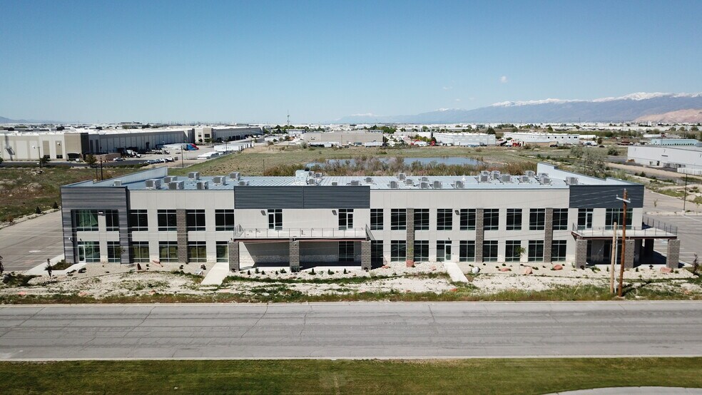 More Photos Of 4158 Links Dr, West Valley City Industrial For Lease