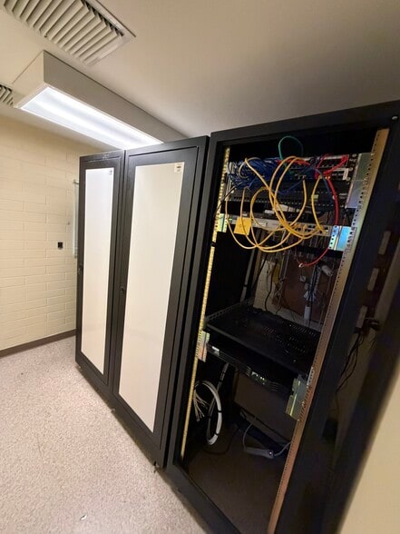 More Photos Of 5905 Brockton Ave, Riverside Office For Sale