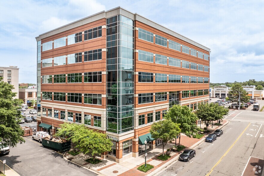 More Photos Of 4500 Main St, Virginia Beach Office For Lease