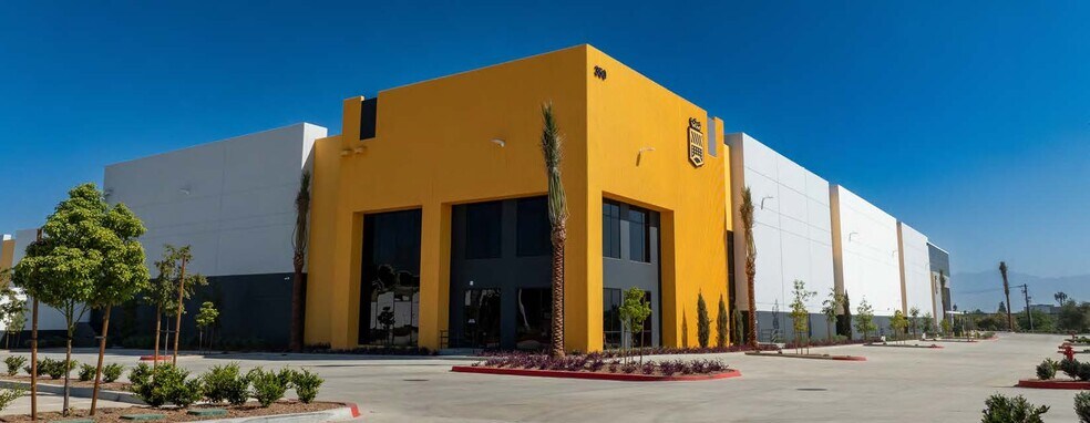 Primary Photo Of 350 W Valley Blvd, Rialto Distribution For Lease