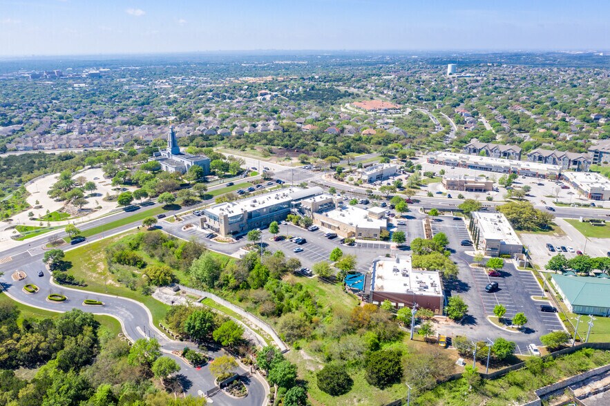 More Photos Of 20079 Stone Oak Pky, San Antonio Storefront Retail Office For Lease