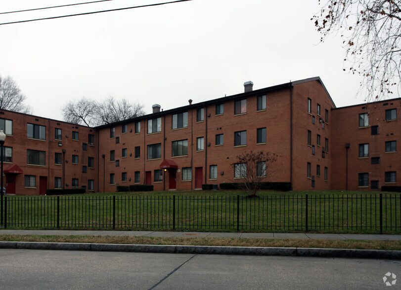 More Photos Of 3647 6th St SE, Washington Apartments For Sale