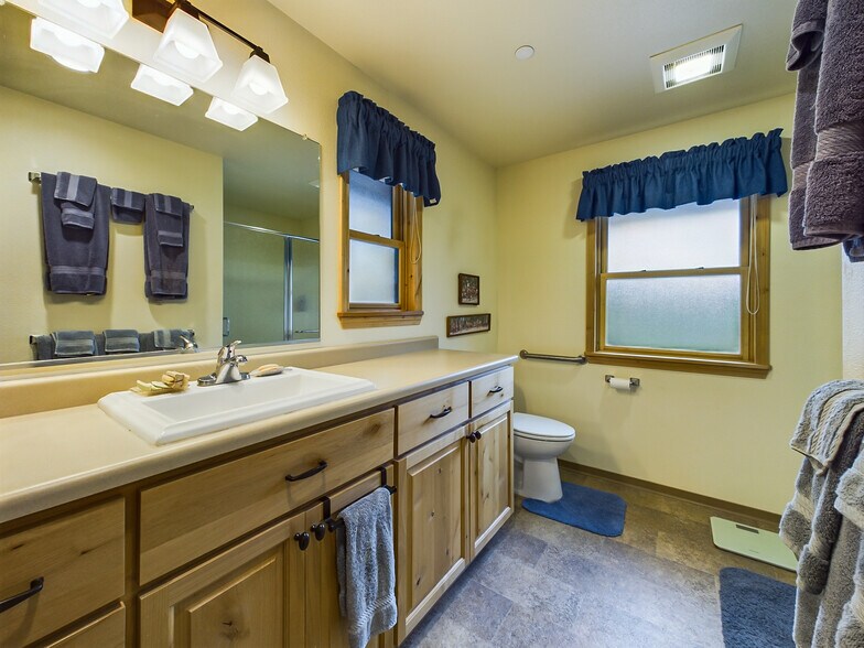 More Photos Of 10 Estabrook, Trinity Center Land For Sale