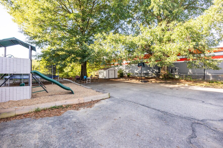 More Photos Of 5717 Midlothian Tpke, Richmond Office For Sale