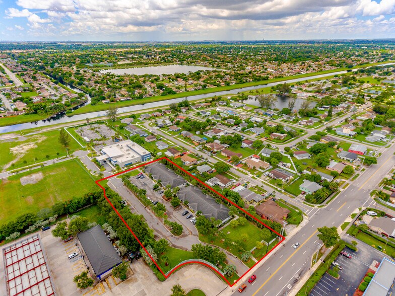 More Photos Of 20690 NW 27th Ave, Miami Gardens Multifamily For Sale