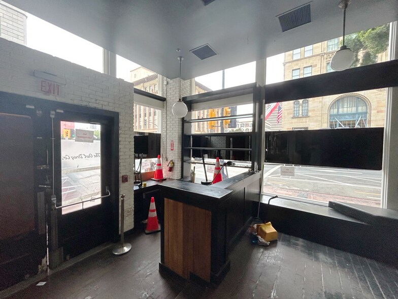 More Photos Of 602-624 Broadway, San Diego Office For Lease