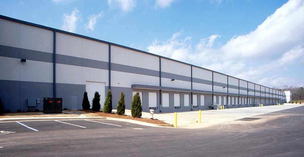 More Photos Of 920 Highway 124, Braselton Distribution For Lease