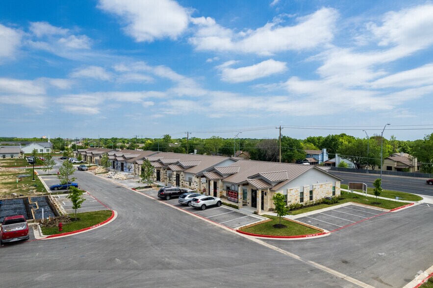 More Photos Of 2200 N AW Grimes, Round Rock Medical For Lease