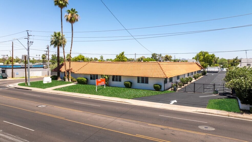 More Photos Of 1802 E Thomas Rd, Phoenix Medical For Lease