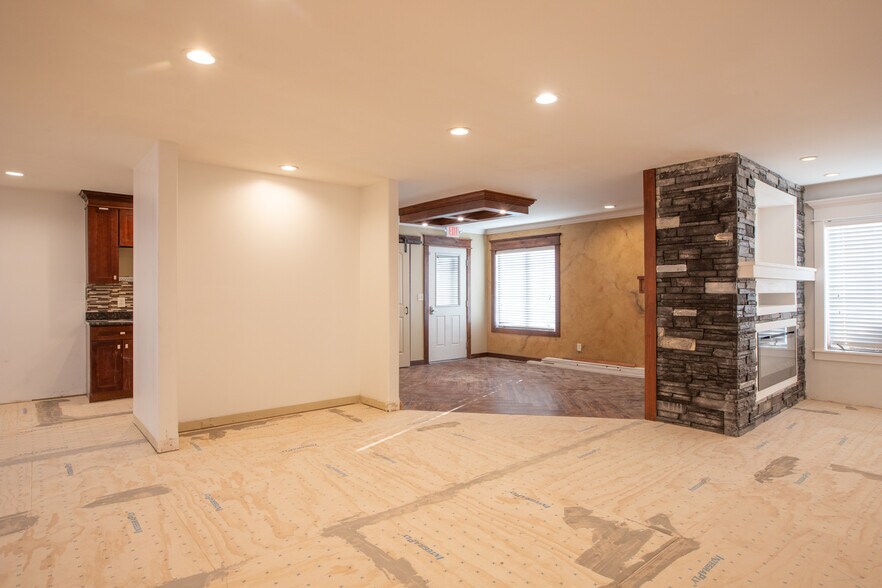 More Photos Of 1411 W Dakota Pkwy, Williston Office For Lease