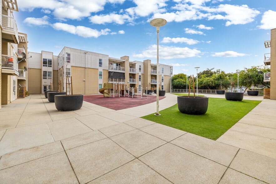 More Photos Of 1730 Bay Rd, Palo Alto Apartments For Sale