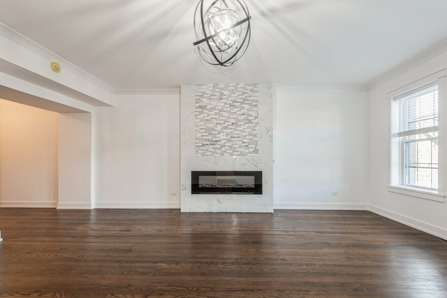 More Photos Of 1535 W Estes Ave, Chicago Multifamily For Sale