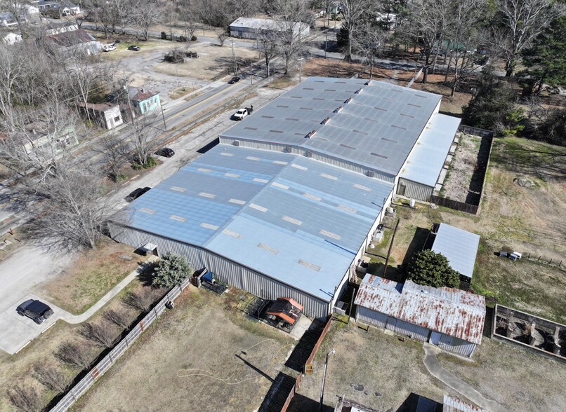 More Photos Of 312 E 9th St, Scotland Neck Industrial For Lease