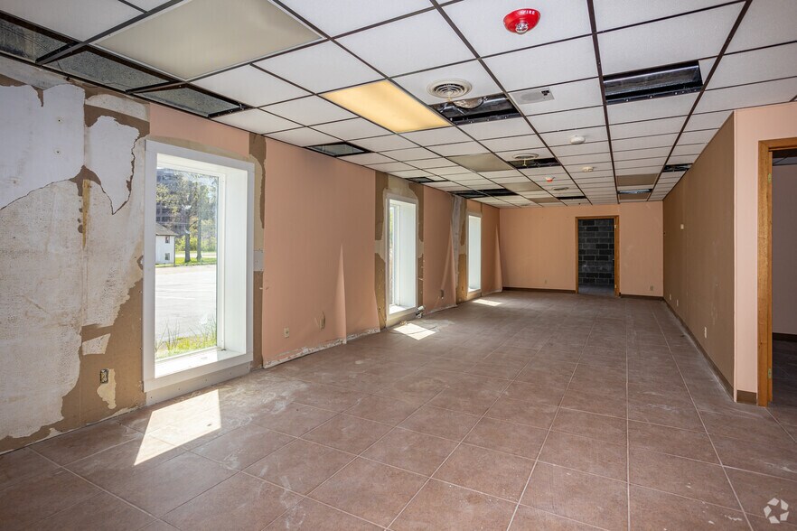 More Photos Of 101 E Tennessee Ave, Oak Ridge Office For Lease