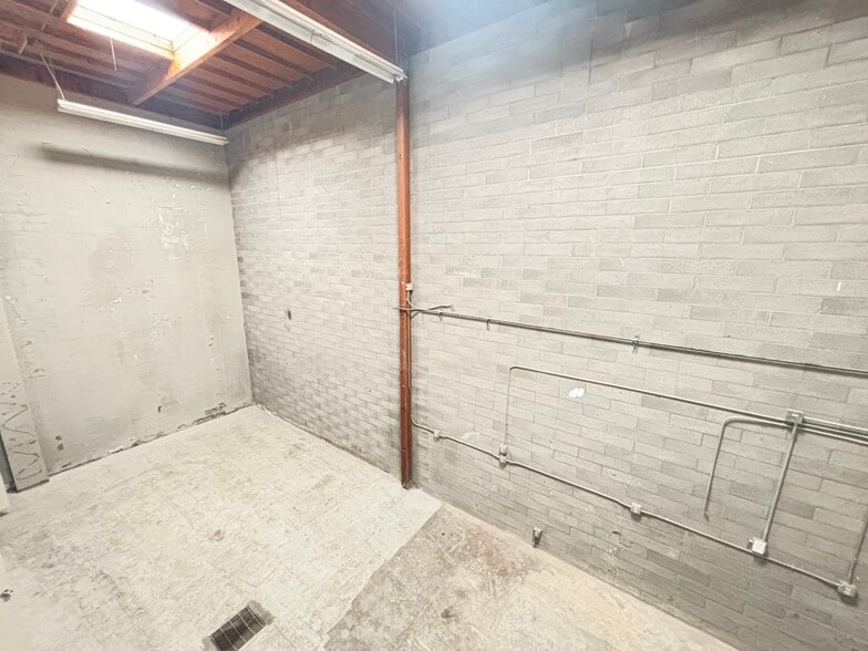 More Photos Of 3450 3rd St, San Francisco Industrial For Sale