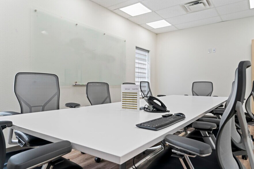 More Photos Of 3664 Walnut Bend Ln, Houston Office For Lease