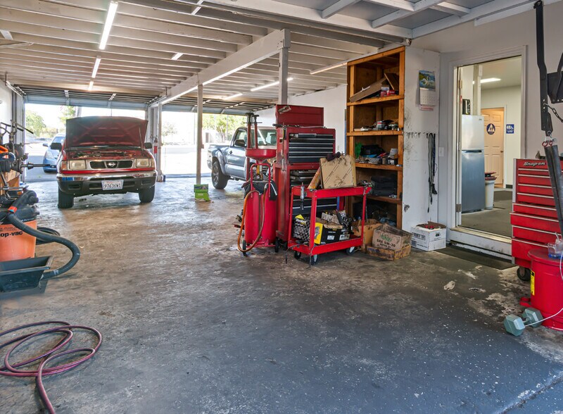 More Photos Of 8625 Cuyamaca St, Santee Freestanding For Lease