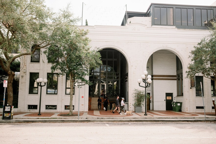 More Photos Of 260 1st Ave S, Saint Petersburg Coworking Space