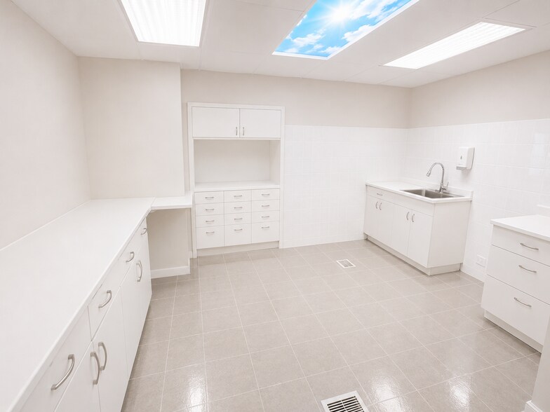 More Photos Of 238 Beach 20th St, Far Rockaway Medical For Lease