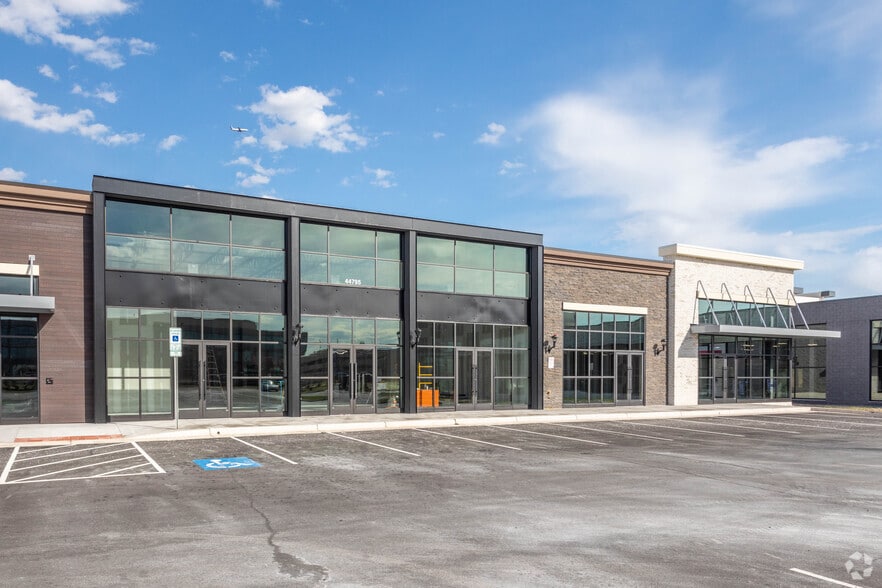 More Photos Of 44795 Dulles Overlook Dr, Ashburn General Retail For Lease