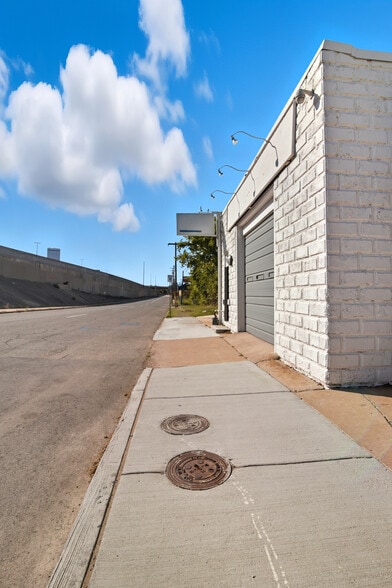 More Photos Of 1211 E Admiral Blvd, Tulsa Warehouse For Sale