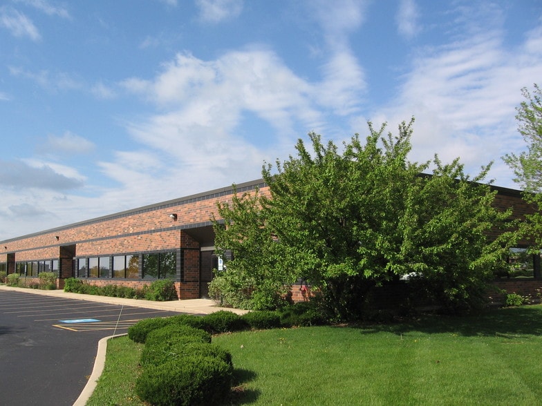 Primary Photo Of 3809 Illinois Ave, St Charles Office For Lease