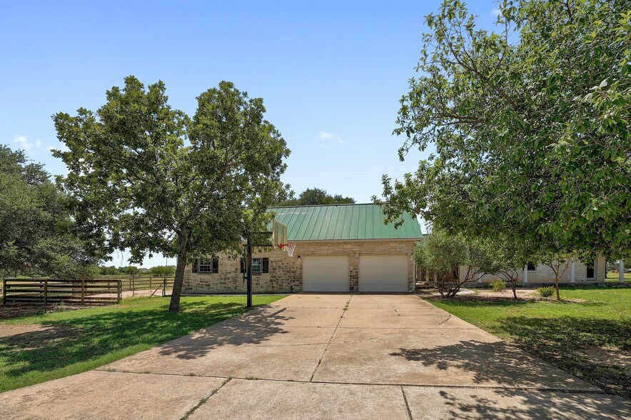 More Photos Of 3900 Shell Rd, Georgetown Land For Lease