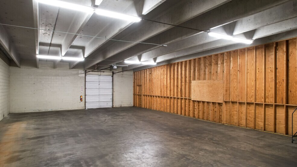 More Photos Of 124 N Charleston St, Blacksburg Warehouse For Sale