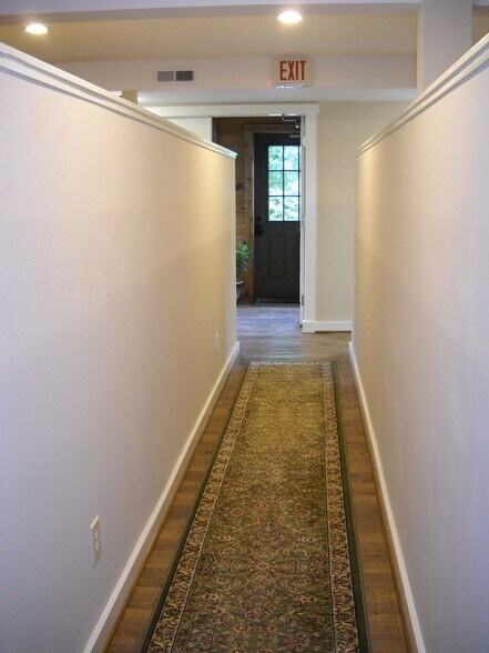 More Photos Of 444 S Beech Mountain Pky, Banner Elk Office For Sale