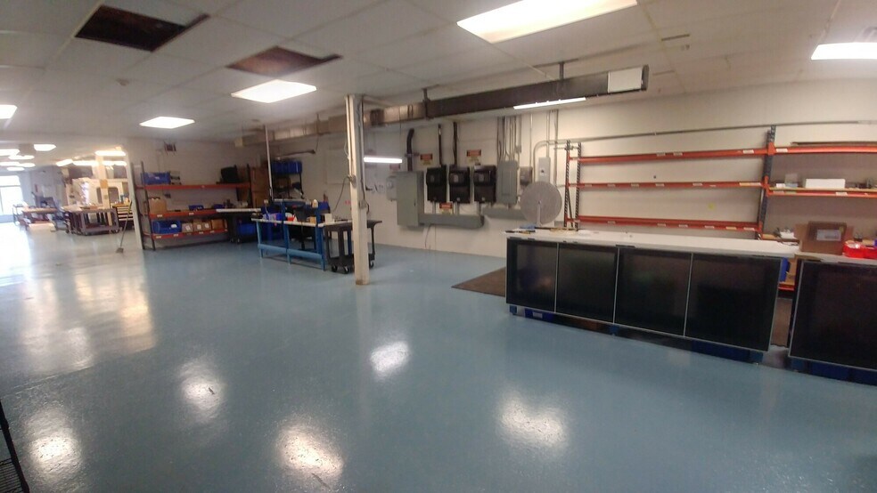 More Photos Of 4180 Gleaner Hall Rd, Ann Arbor Warehouse For Lease