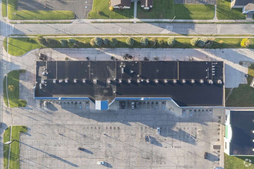 More Photos Of 551 Dorr St, Toledo Unknown For Lease