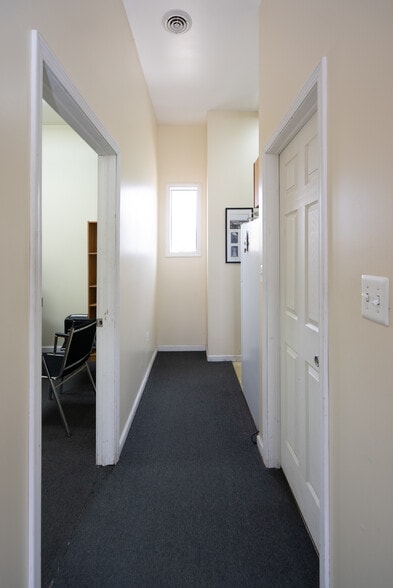 More Photos Of 519 Gratiot Blvd, Marysville Medical For Sale