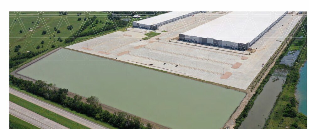 More Photos Of 16801 FM 2354 Rd, Baytown Land For Lease