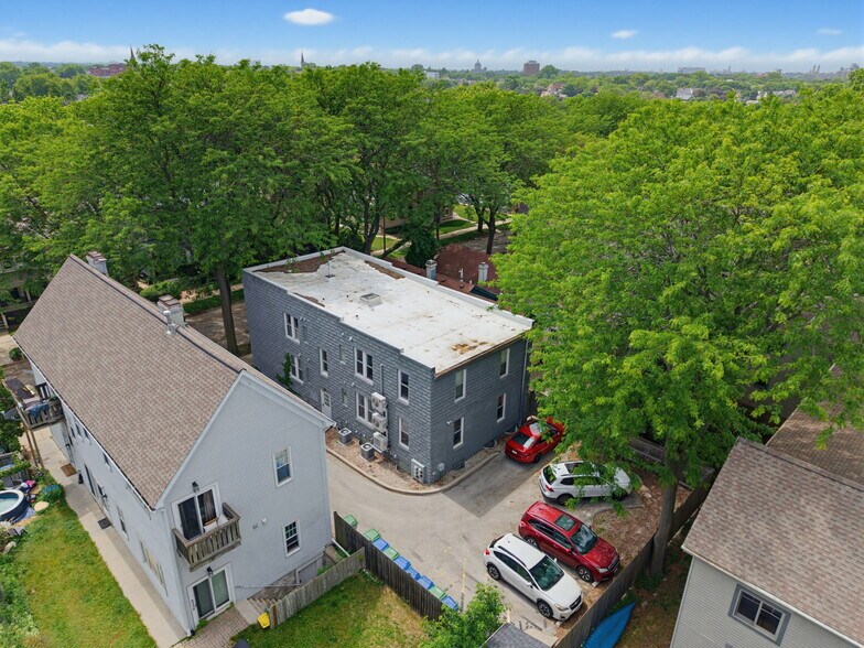 More Photos Of 2436 S Wentworth Ave, Milwaukee Apartments For Sale