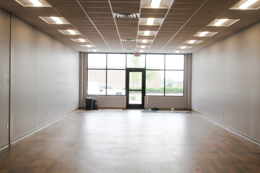 More Photos Of Hwy 63 SE 48th St, Rochester Unknown For Lease