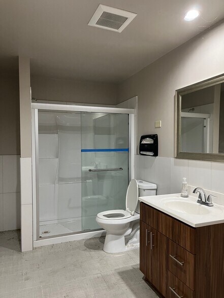 More Photos Of 4876 Lakeville hwy, Petaluma Storefront Retail Residential For Sale