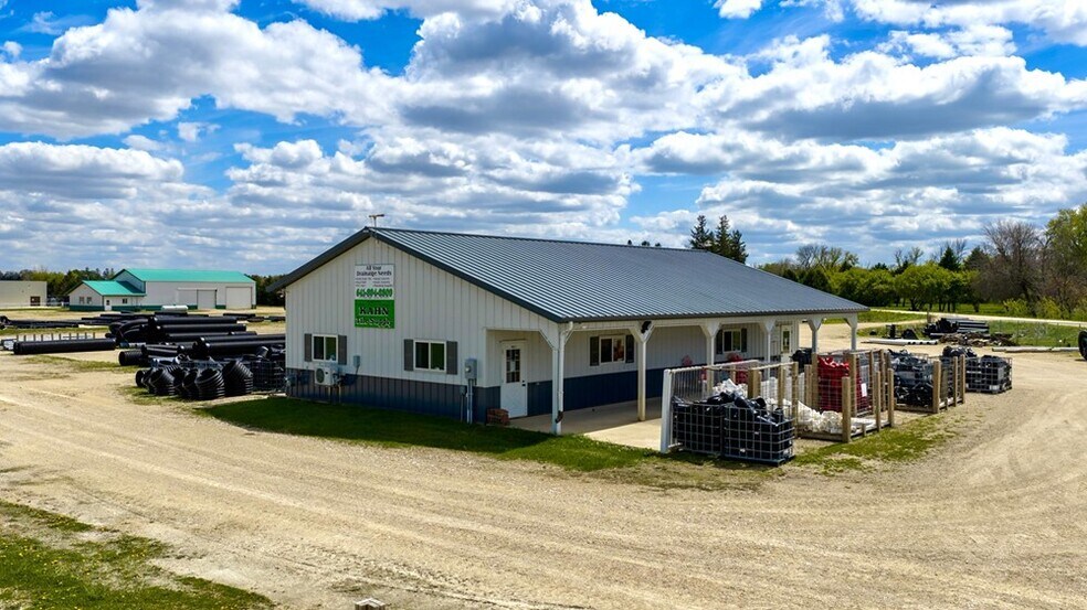 More Photos Of 535 W Main St, Le Roy Industrial For Sale