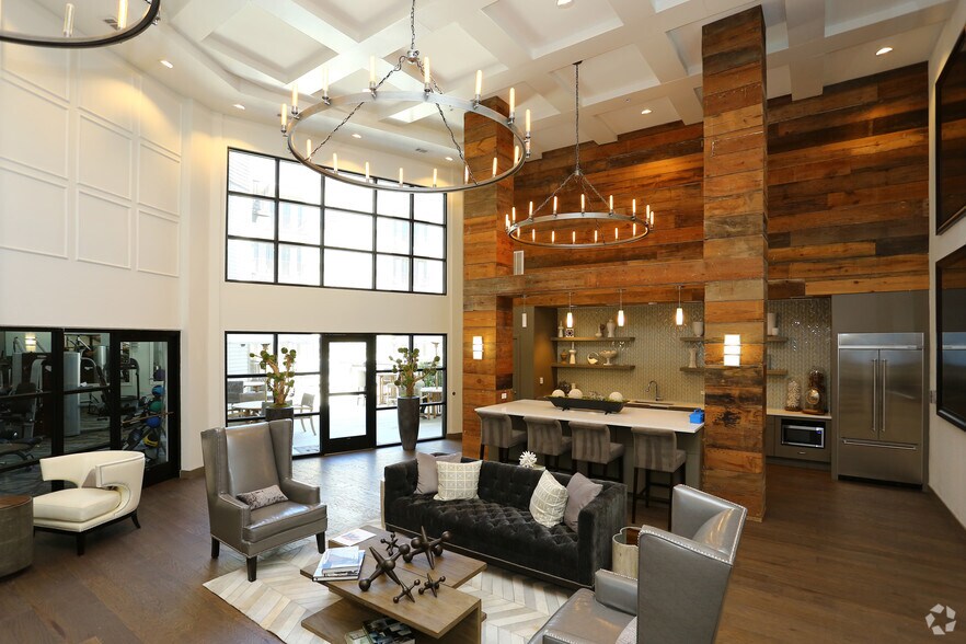 More Photos Of 403 E Koenig Ln, Austin Apartments For Lease