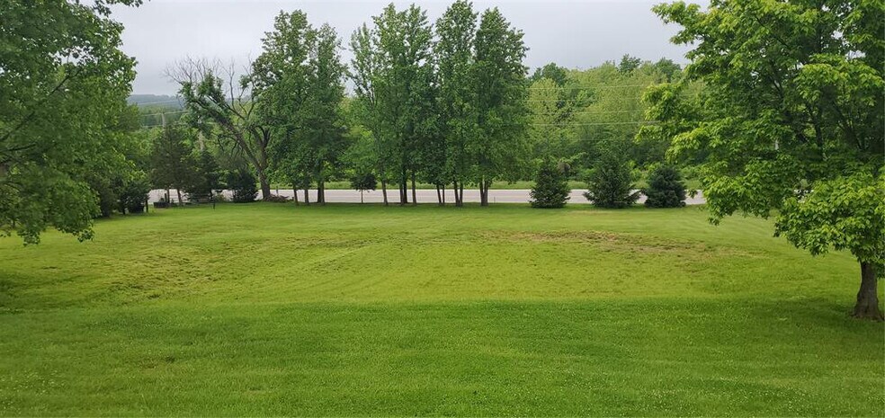 More Photos Of 19001 US Highway 66, Pacific Flex For Sale