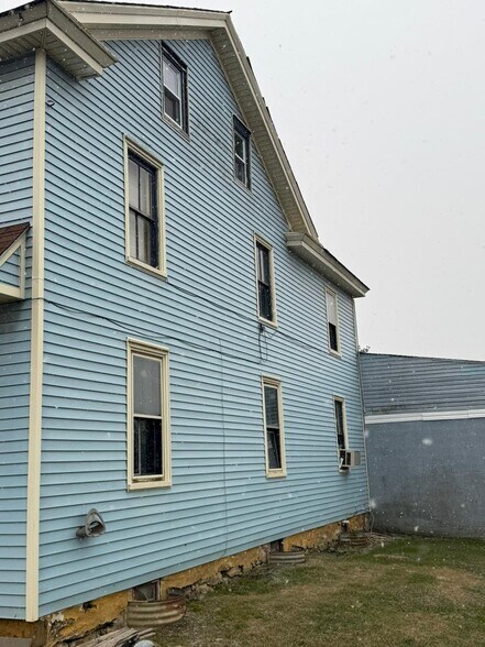 More Photos Of 2922 Willow Street Pike, Willow Street Storefront Retail Residential For Lease