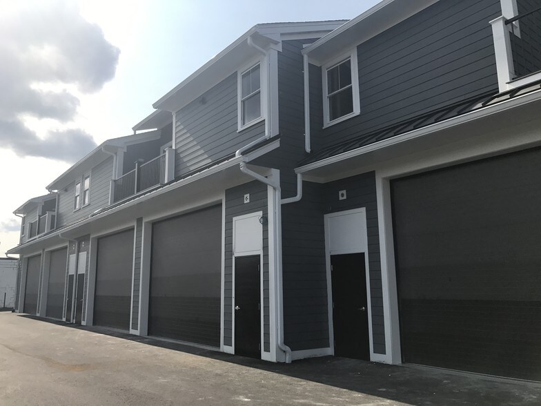 More Photos Of 42 Felton St, Waltham Warehouse For Lease