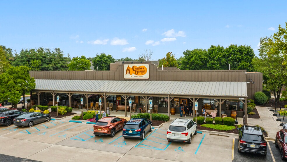 More Photos Of 110 Hancock Ln, Mount Holly Restaurant For Sale