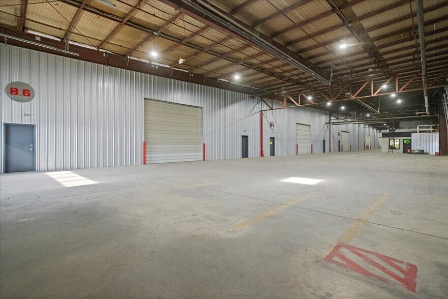 More Photos Of 1938 Wyott Dr, Cheyenne Warehouse For Lease