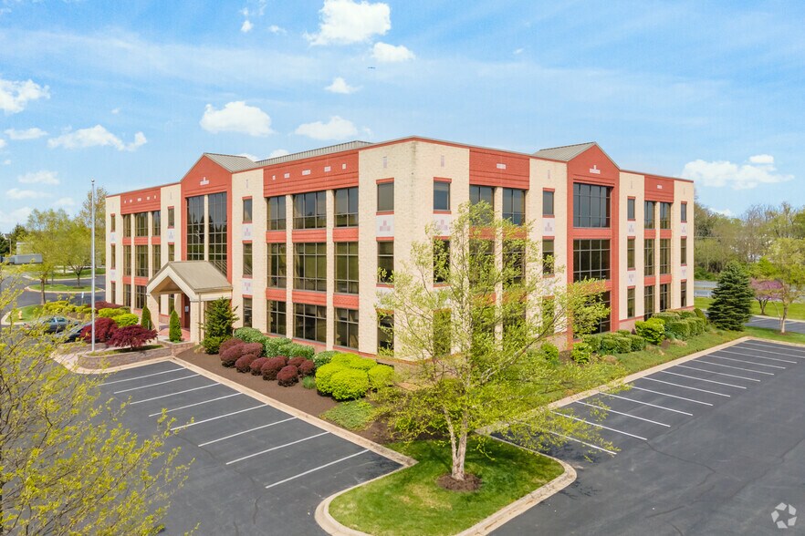 Primary Photo Of 64 Thomas Johnson Dr, Frederick Office For Lease
