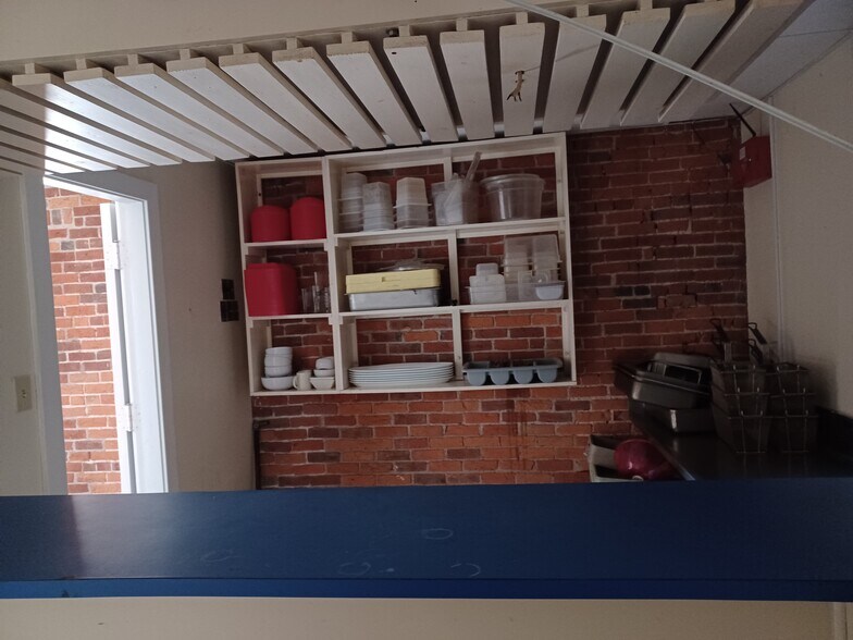 More Photos Of 215 Judiciary St, Aurora Restaurant For Sale