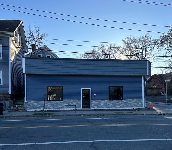 Primary Photo Of 488 Smith St, Providence Storefront For Sale