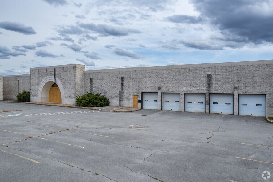 More Photos Of 3055 Black Gap Rd, Chambersburg General Retail For Lease