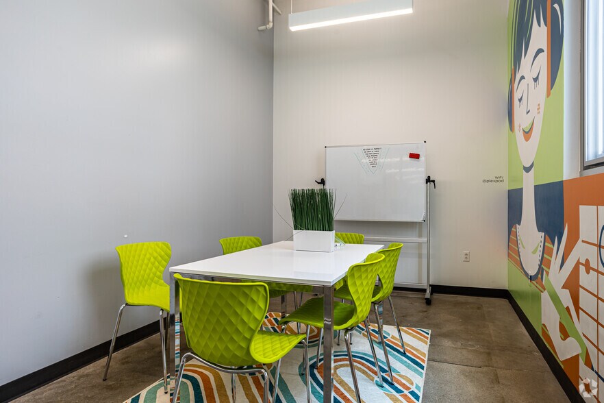 More Photos Of 300 E 39th St, Kansas City Office For Lease
